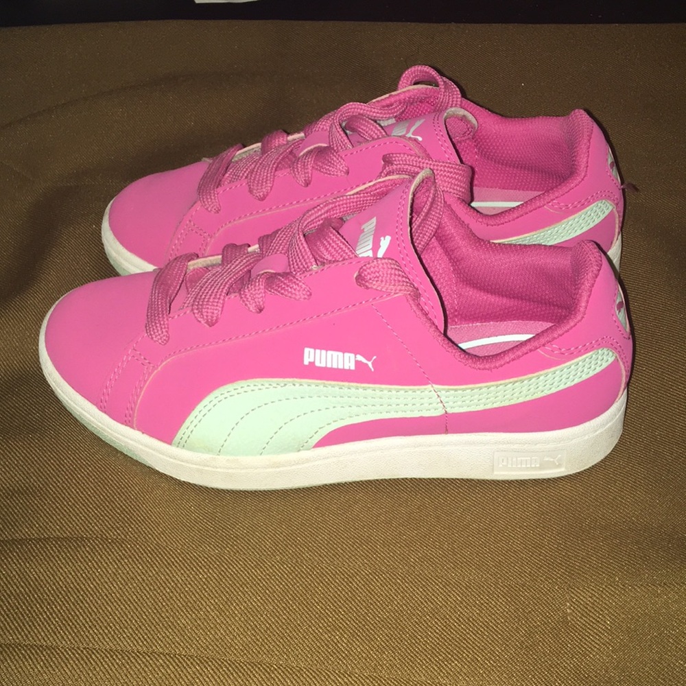 Girls Puma Sneaker